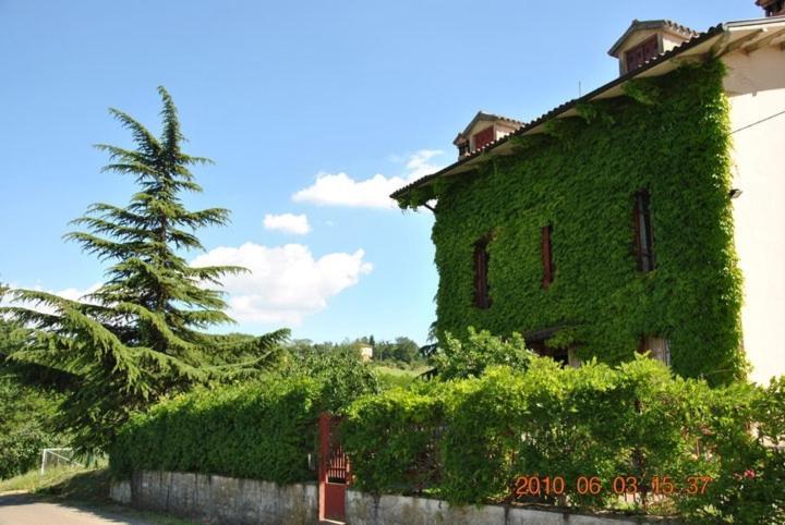 B&B La Vecchia Quercia Home Restaurant Fornovo di Taro Exterior foto
